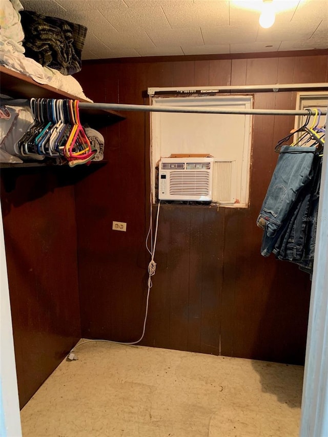 402 S Franklin St, Sebring, FL 33870 - view of spacious closet