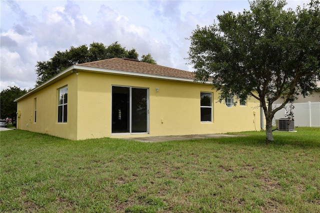 562 Stonewall Ave, Haines City, FL 33844 - photo 3