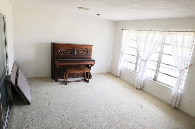733 Oleander Dr SE, Winter Haven, FL 33880 - sitting room featuring carpet
