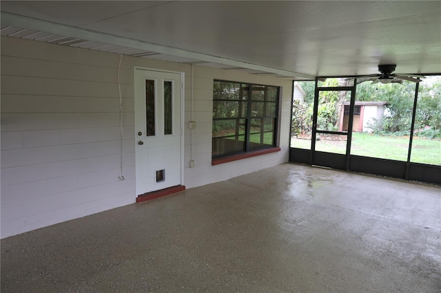 111 Deen Blvd, Auburndale, FL 33823 - unfurnished sunroom featuring plenty of natural light and ceiling fan