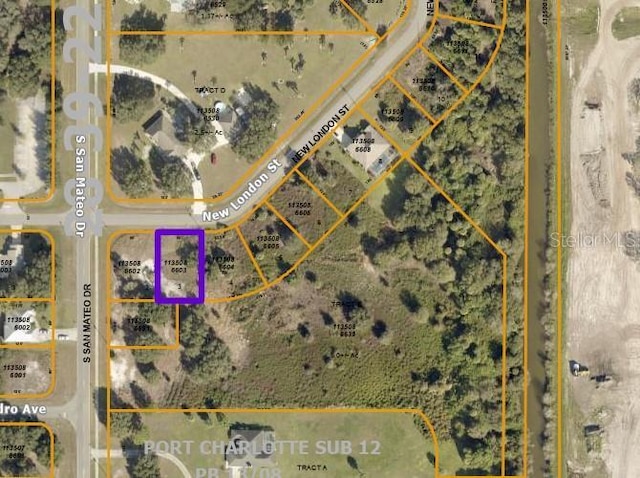 Listing photo 3 for New London St, North Port FL 34288