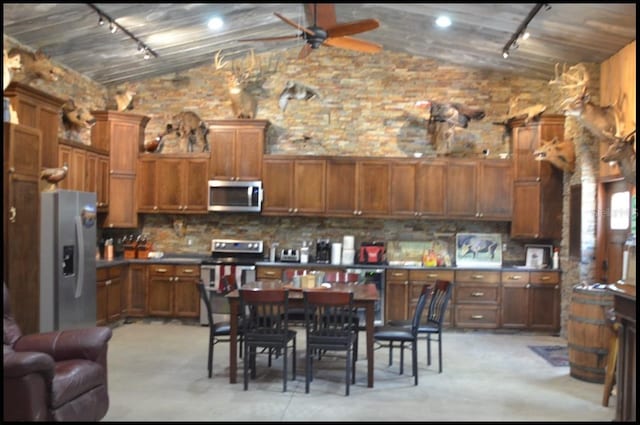 7019 Crooked Creek Ln, Zolfo Springs, FL 33890