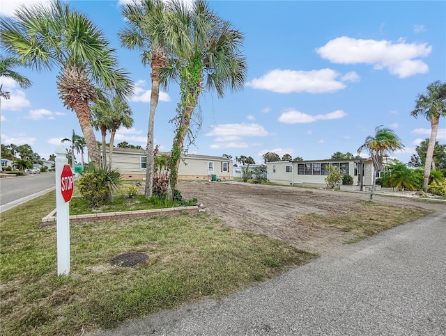 Listing photo 3 for 2100 Kings Hwy Unit 28, Port Charlotte FL 33980