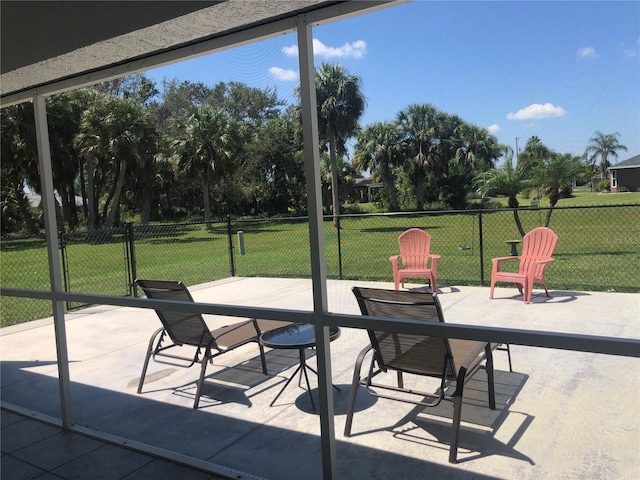 view of sunroom / solarium