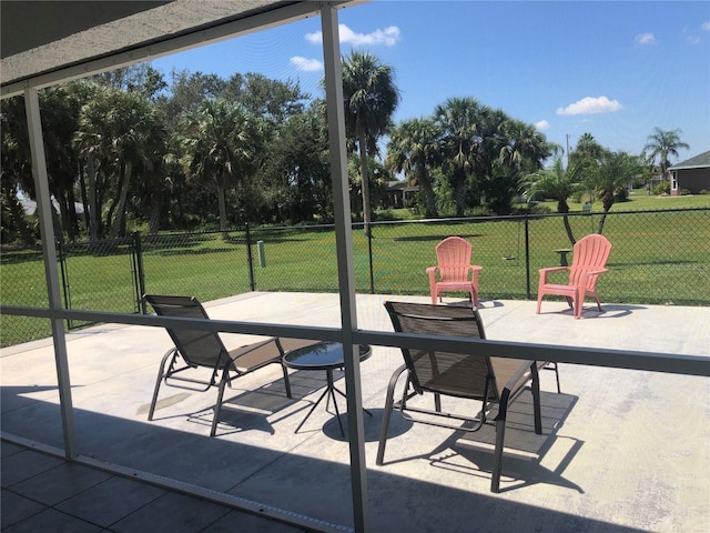 view of sunroom / solarium