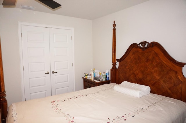 bedroom with a closet