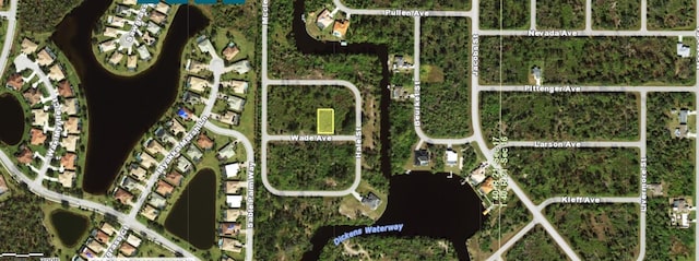 Listing photo 2 for 13436 Wade Ave, Port Charlotte FL 33953