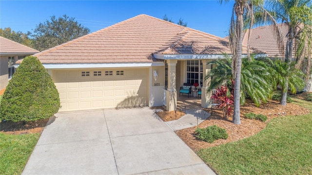 view of front of house featuring a garage