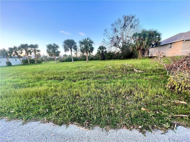 Listing photo 3 for 81 Long Meadow Pl, Rotonda West FL 33947