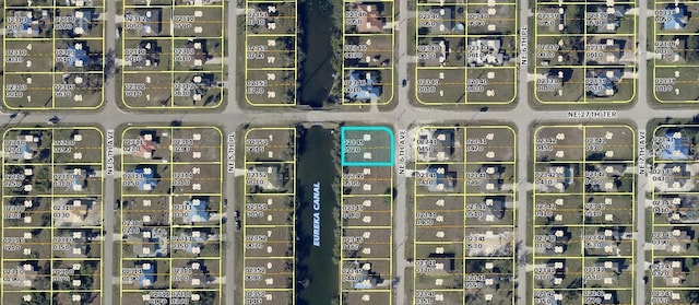 Listing photo 3 for 2710 NE 6th Ave, Cape Coral FL 33909