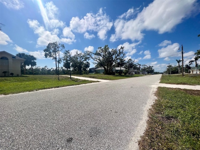 Listing photo 3 for 5 Pine Valley Ct, Rotonda West FL 33947