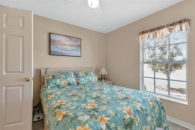 bedroom featuring ceiling fan