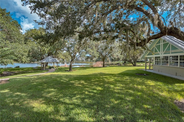 view of yard with a water view