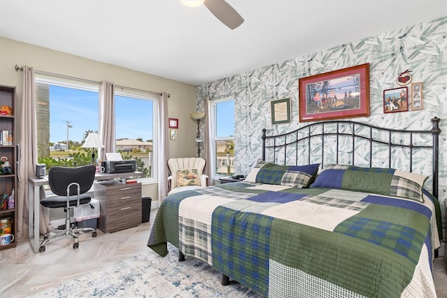 bedroom with ceiling fan