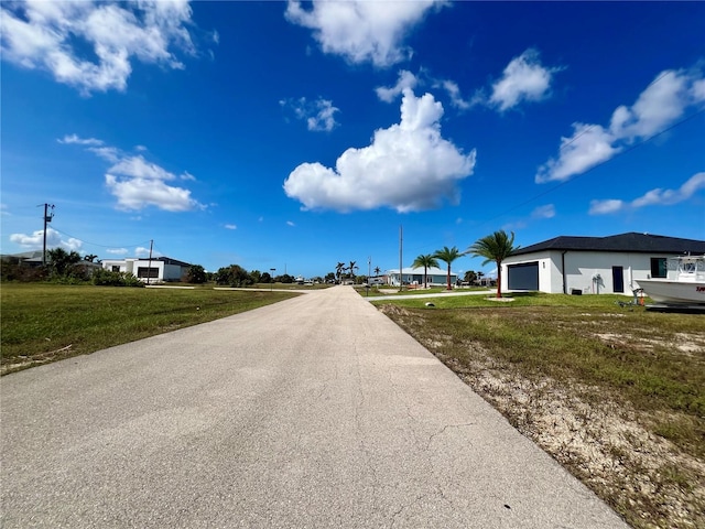 Listing photo 3 for 4109 NW 36th Ter, Cape Coral FL 33993