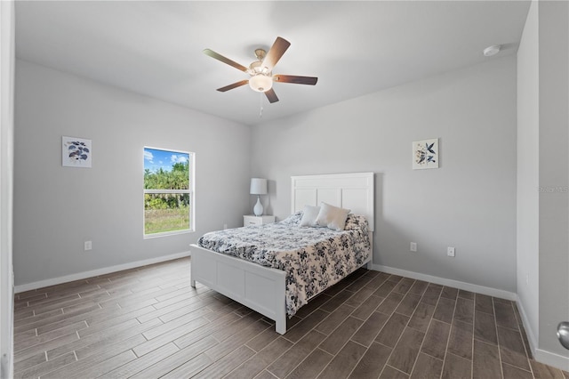 bedroom featuring ceiling fan