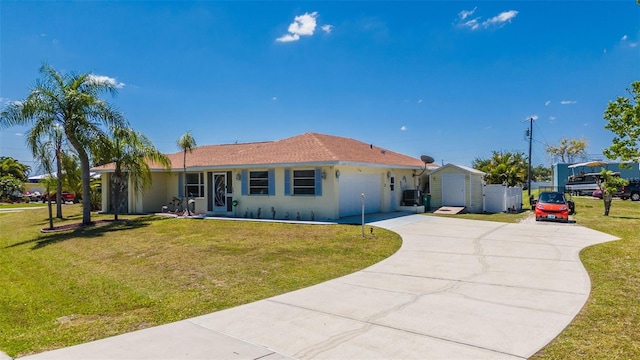 ranch-style house featuring a front yard