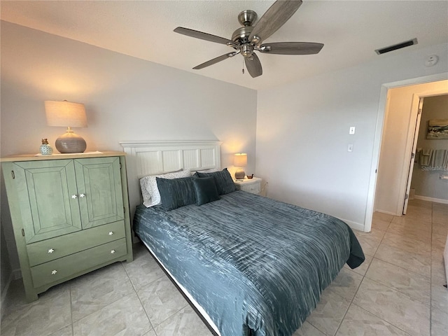 bedroom with ceiling fan