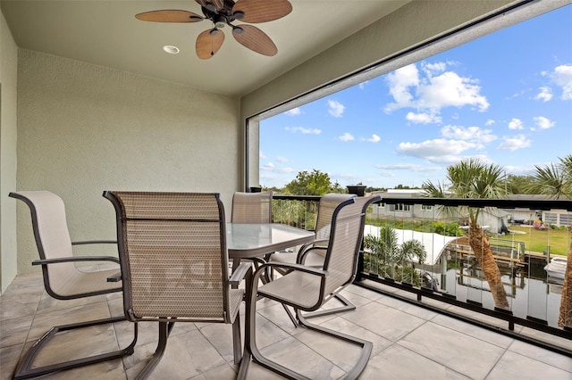 balcony with ceiling fan