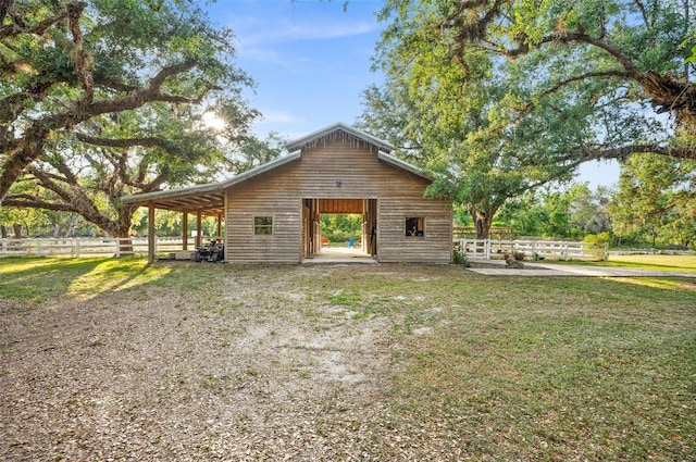 exterior space featuring a lawn