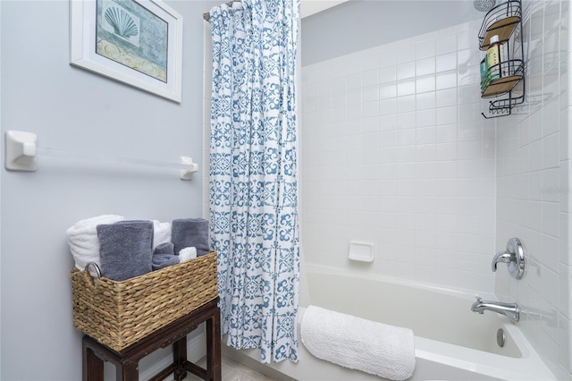 bathroom featuring shower / tub combo with curtain