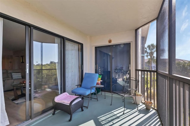 view of sunroom / solarium