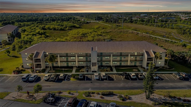 view of aerial view at dusk