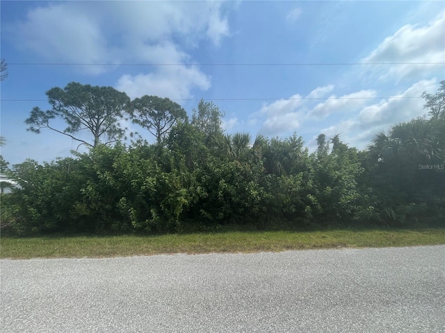 Listing photo 2 for 9366 Loyola Ave, Englewood FL 34224