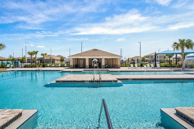 view of swimming pool