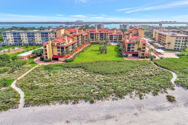 bird's eye view with a water view