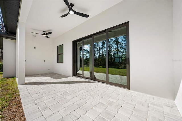 view of patio with ceiling fan