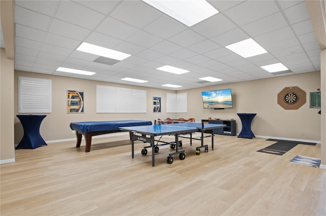 recreation room featuring a drop ceiling, light hardwood / wood-style floors, and pool table