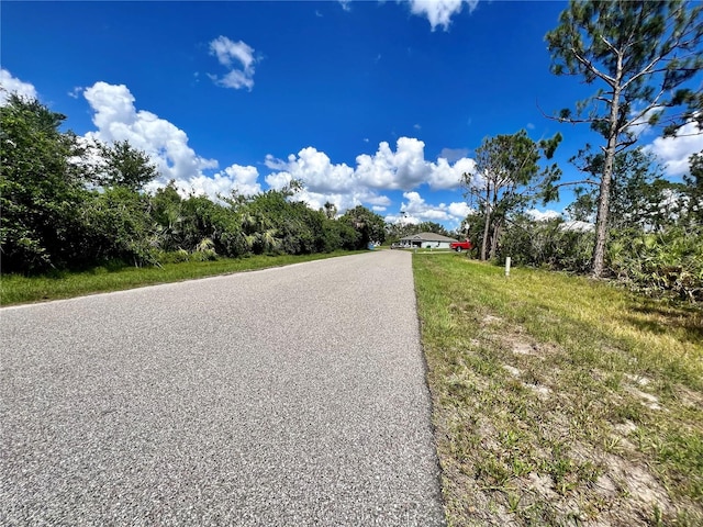 Listing photo 3 for 14149 Breezeway Ave, Port Charlotte FL 33981