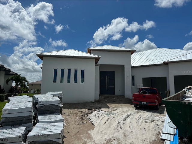 view of front facade