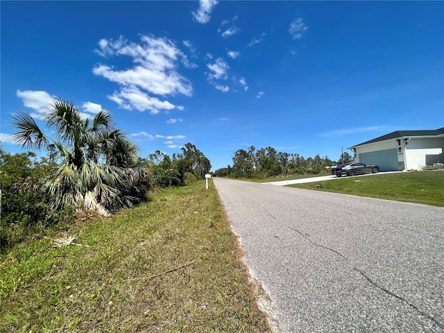 Listing photo 2 for 12104 Noel Ave, Port Charlotte FL 33981