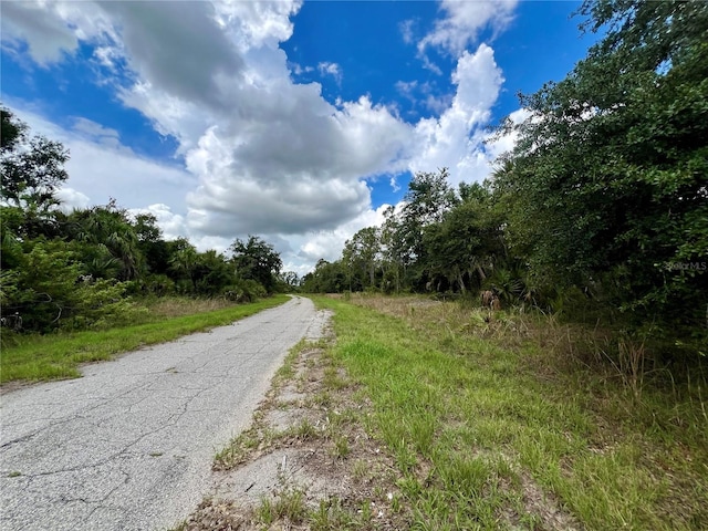 Listing photo 2 for Kamain Rd, North Port FL 34288