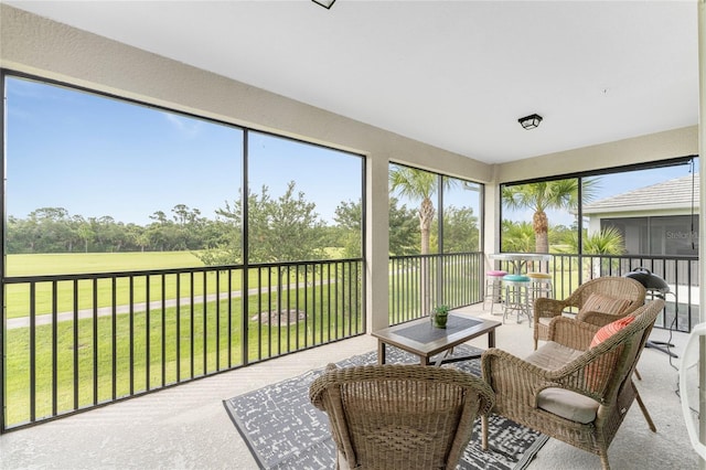 view of sunroom / solarium