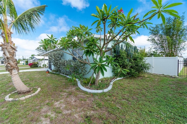 22062 Marshall Ave, Port Charlotte, FL 33952 - view of yard