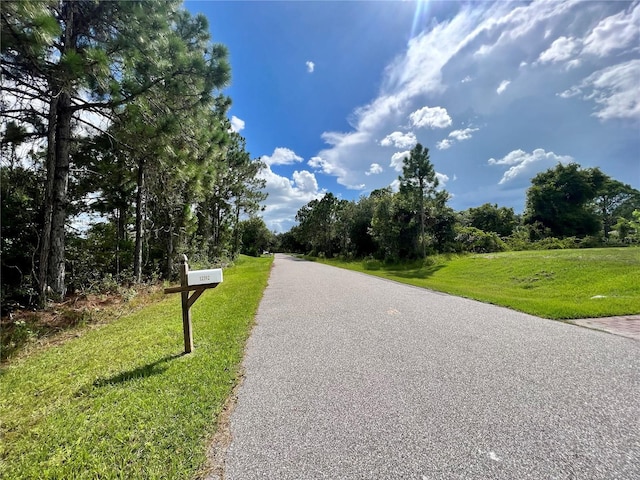 Listing photo 3 for 12393 Prudential Ave, Port Charlotte FL 33981