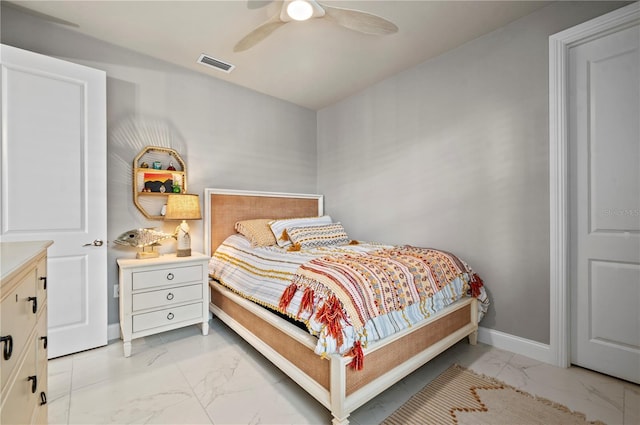 bedroom featuring ceiling fan