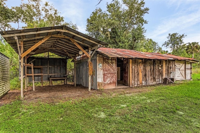 exterior space with a yard