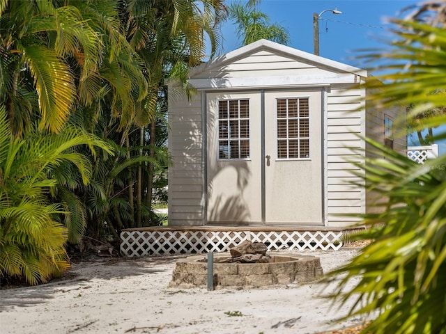 view of outbuilding