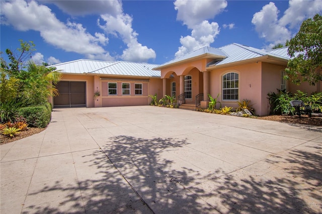 view of front of house featuring a garage