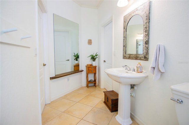 bathroom featuring sink and tile patterned floors