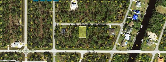 Listing photo 2 for 13329 Wolf Ave, Port Charlotte FL 33953