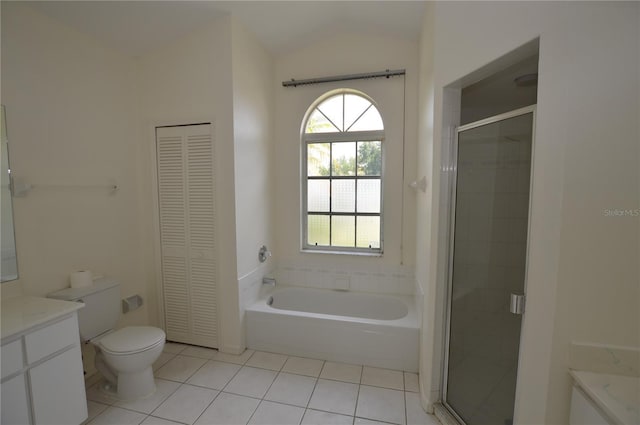 515 Allworthy St, Port Charlotte, FL 33954 - full bath with vanity, a closet, vaulted ceiling, a shower stall, and a garden tub