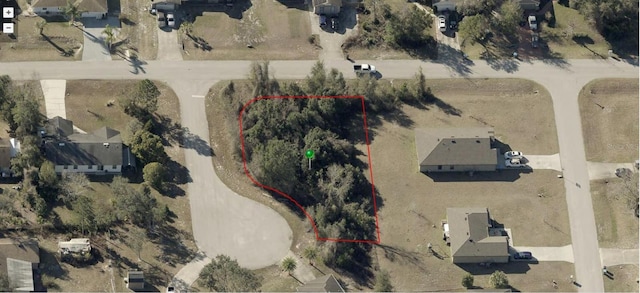 Listing photo 2 for 2831 Coontie Ave, Deltona FL 32725