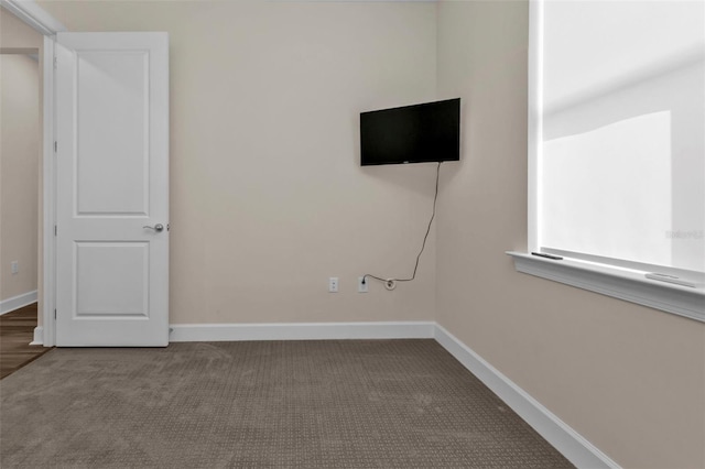 unfurnished bedroom with carpet