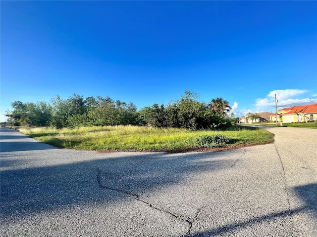 Listing photo 3 for 13468 Rayburn Ln, Port Charlotte FL 33981