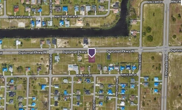 2516 Diplomat Pkwy W, Cape Coral, FL 33993